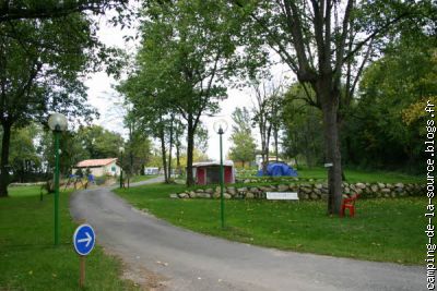 Entrée du Camping de la Source